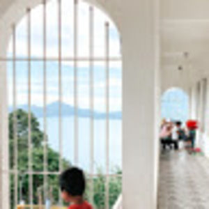 Meet your Posher, Harper